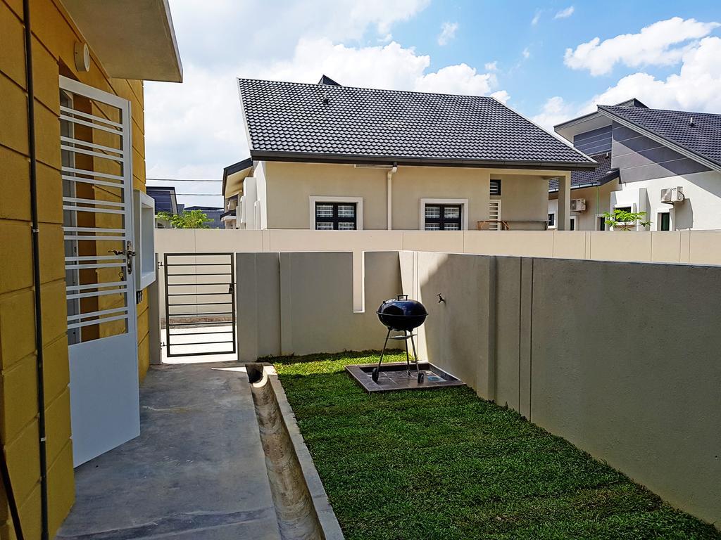 Selendang In Krubong Near Std Hang Jebat, Mitc & Utem Malacca Zimmer foto